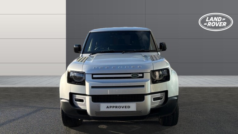 Land Rover Defender 2.0 P300 SE 90 3dr Auto Petrol Estate